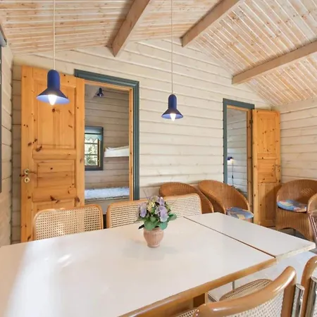 펜션 Apartment With Pool In Kongernes Feriepark