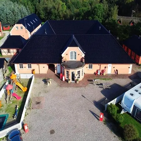 Apartment With Pool In Kongernes Feriepark Græsted